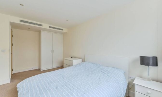 Warwick Building, Battersea