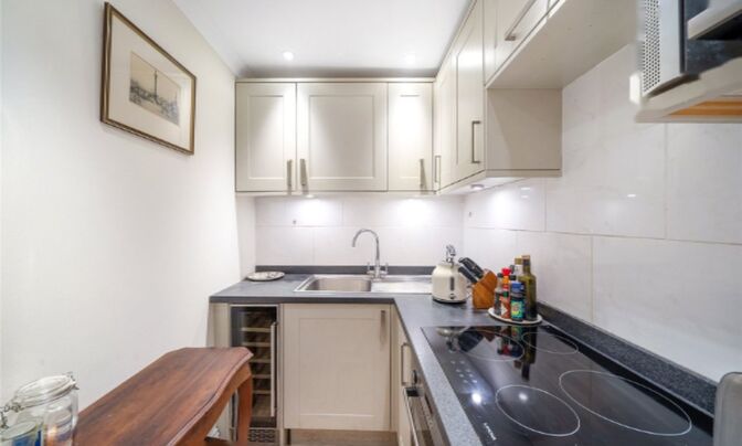 Sutherland Street, Pimlico