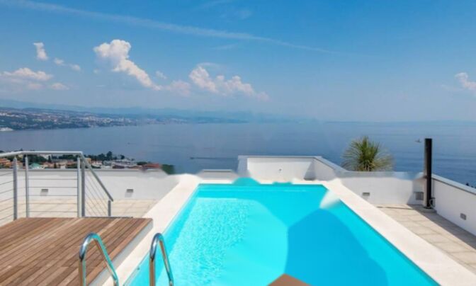 Трёхкомнатная квартира Центр