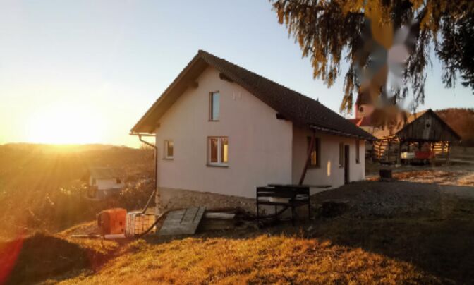 Дом, Гореньи Лесковец