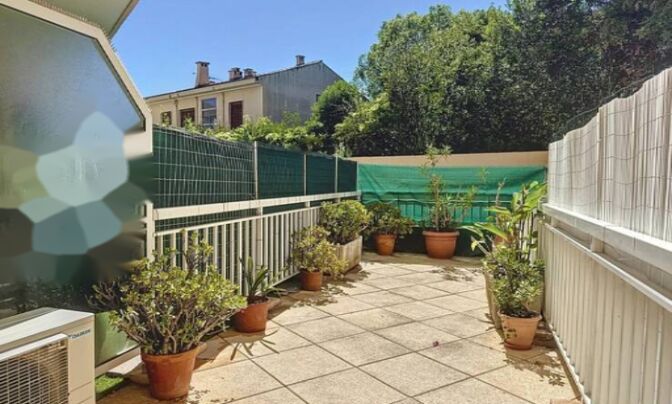 Apartment Cannes République