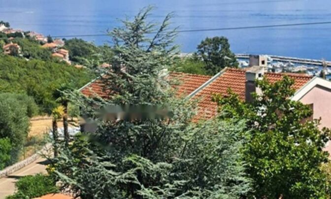 Трехкомнатная квартира в центре Опатии