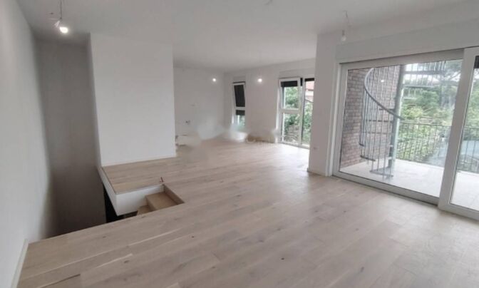 Четырехкомнатная квартира