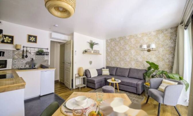 Apartment Croix des Gardes