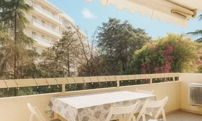 Apartment Cannes République