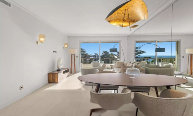 Apartment Cannes California