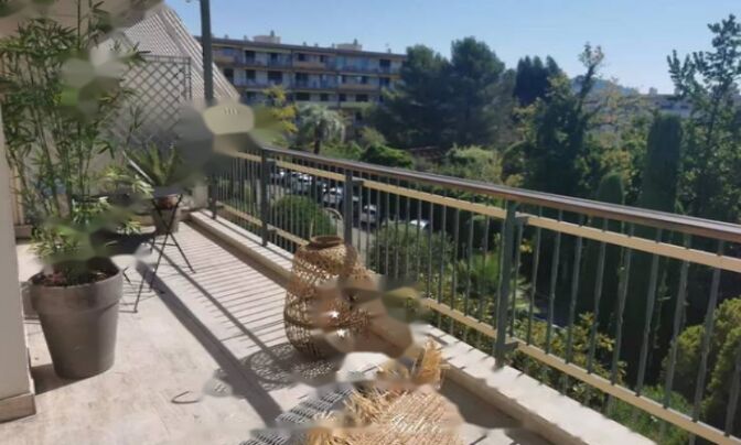 Apartment Croix des Gardes