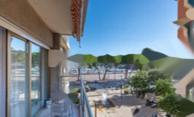 Apartment Monaco, Port