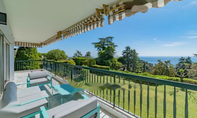 Apartment Croix des Gardes