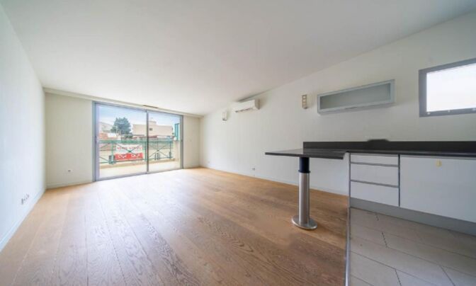 Apartment Cannes République