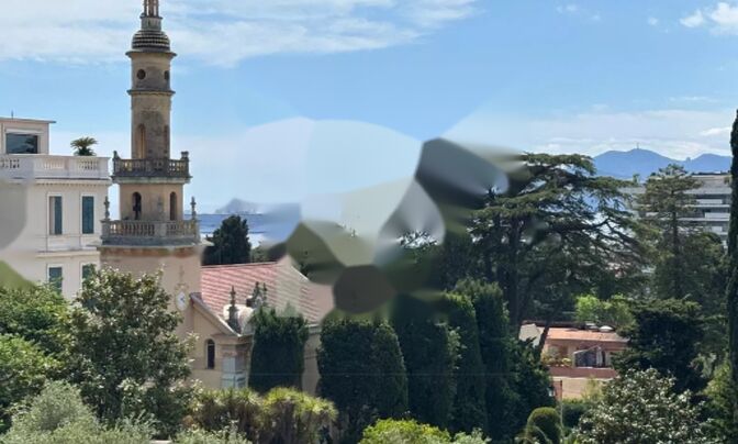 Apartment Cannes California