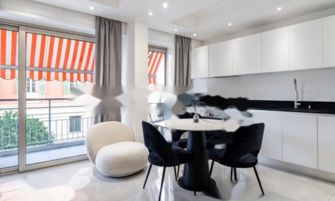 Apartment Monaco, Port