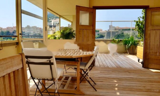 Apartment Monaco, Port