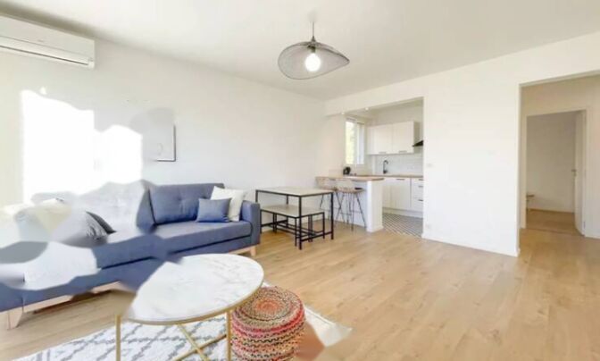 Apartment Cannes California