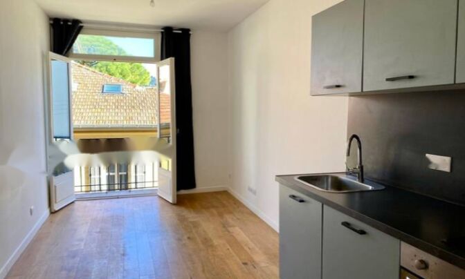 Apartment Cannes République