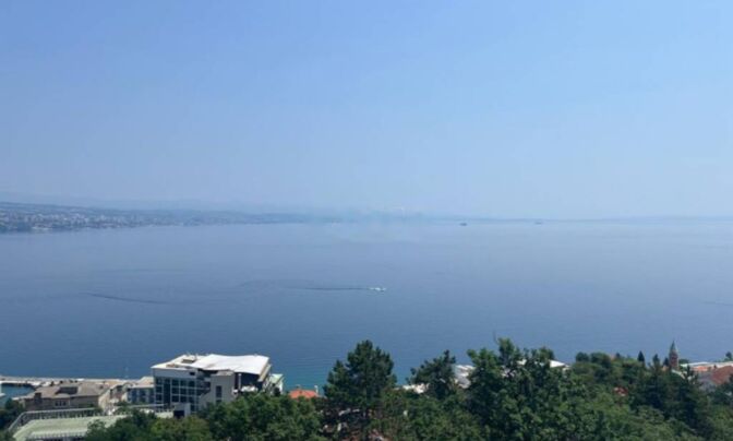 Трёхкомнатная квартира, центр