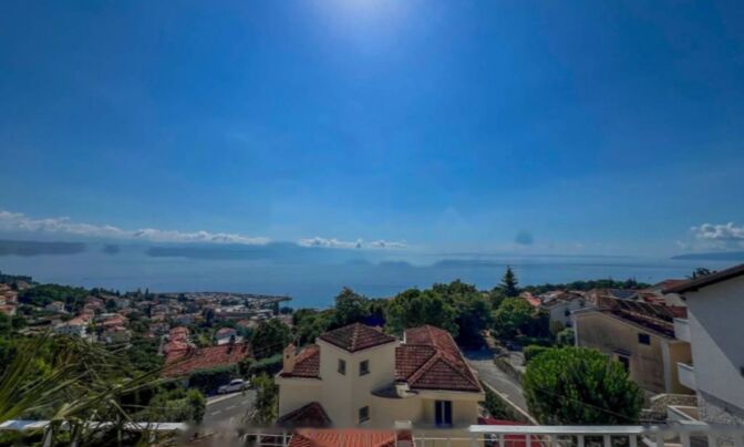 Четырехкомнатный этаж в Ичичи