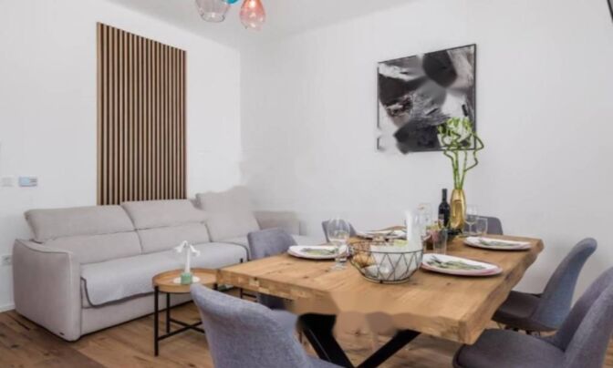 Трёхкомнатная квартира Центральная Опатия