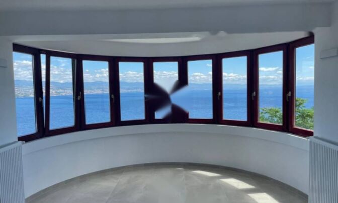 Трехкомнатная квартира Опатия