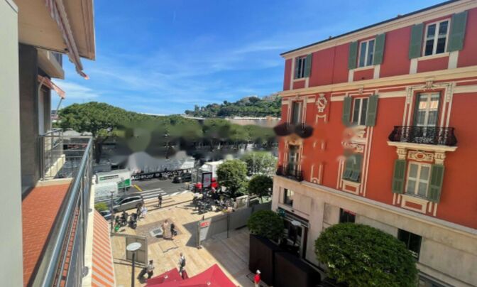 Apartment Monaco, Port