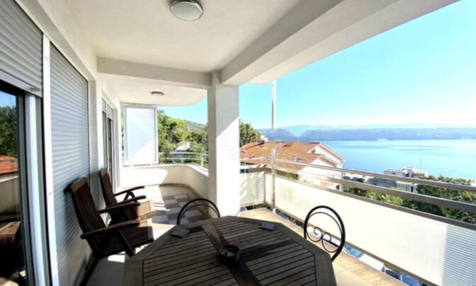 Трехкомнатная квартира Центр