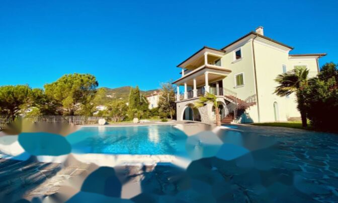 Семейный дом Побри, Опатия