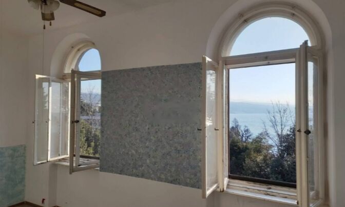 Трёхкомнатная квартира в центре Опатии