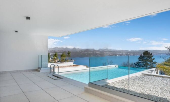 Четырехкомнатная квартира Пунта Колова, Опатия