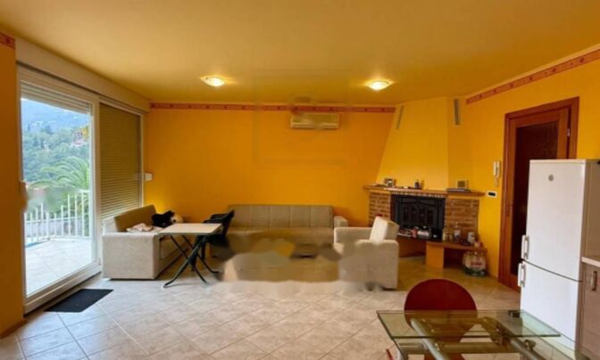 Четырехкомнатная квартира в Ичичах