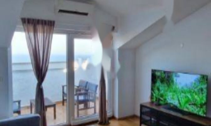 Трехкомнатная квартира Побри