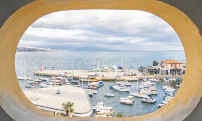 Трёхкомнатная квартира в центре Опатии