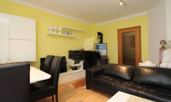 Четырехкомнатная квартира в Побри