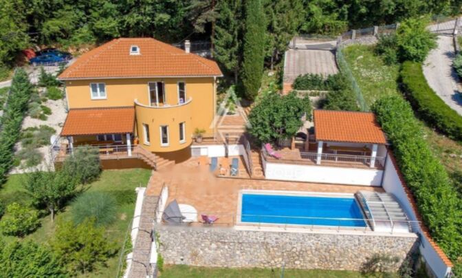 Семейный дом Вепринац, Опатия