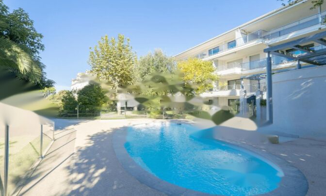 Apartment Cannes California