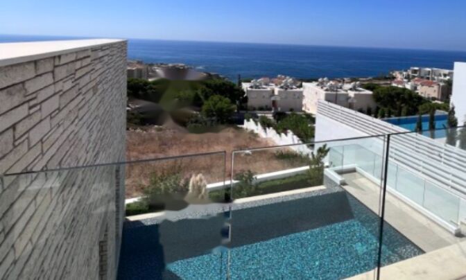 4 Bedroom Villa For Sale in Pafos City