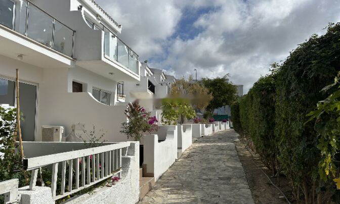 2 Bedroom Townhouse For sale in Kato Pafos