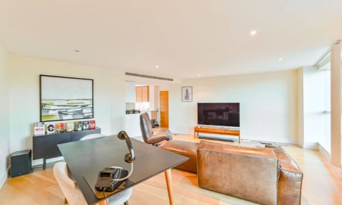 St George Wharf, Vauxhall