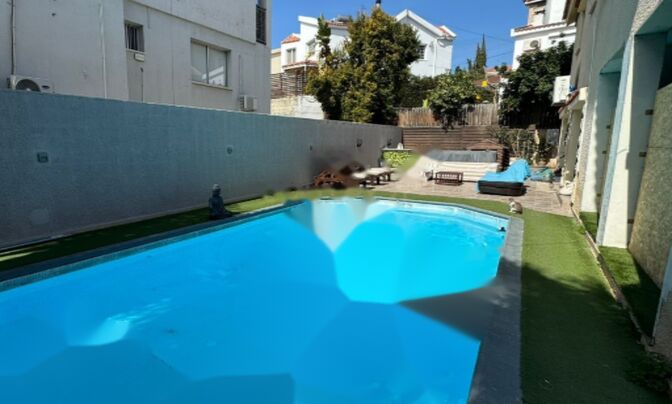 4 Bedroom Detached House For Sale in Agios Athanasios, Limassol