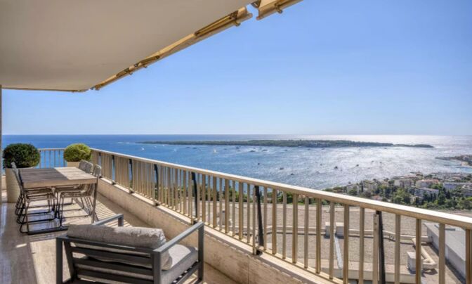 Apartment Cannes California