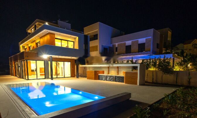 5 Bedroom Villa For sale in Agios Tychonas, Limassol