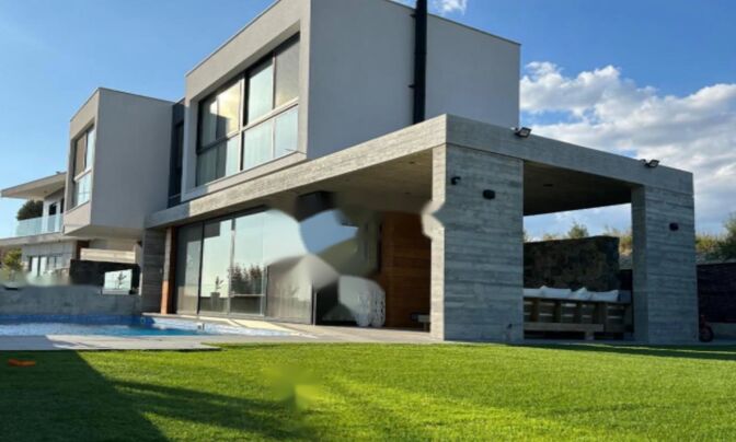 4 Bedrooms Detached house For sale in Fasoula, Limassol