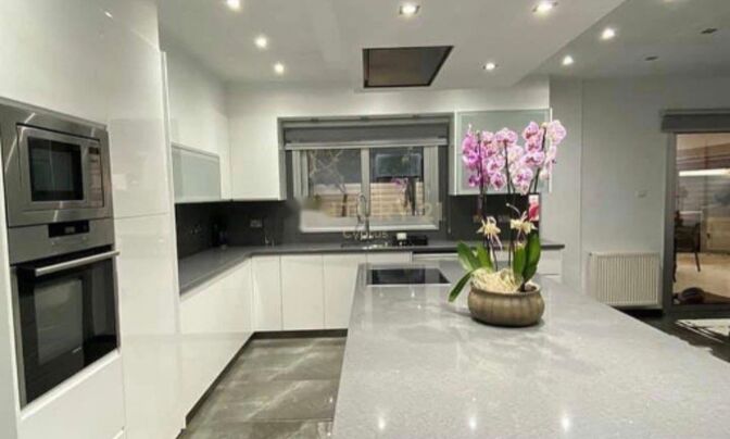 6 Bedroom Detached House for Sale in Ekali, Limassol