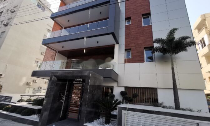 2 Bedroom Penthouse Apartment For Sale in Neapolis, Limassol