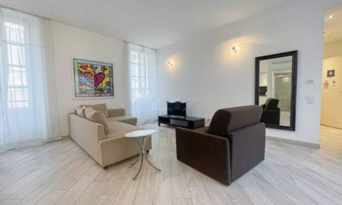 Apartment Cannes California