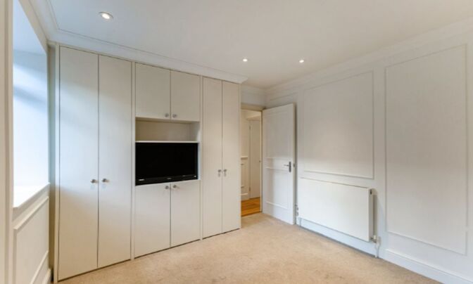 Chelsea Manor Street, Chelsea