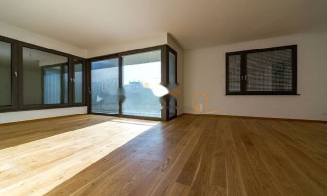 Четырехкомнатная квартира Волоско