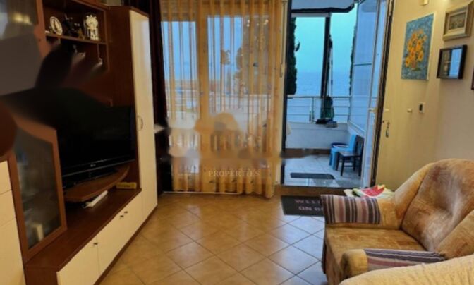 Трехкомнатная квартира Ичичи