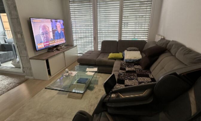 Квартира, 3 комнаты в Безиграде