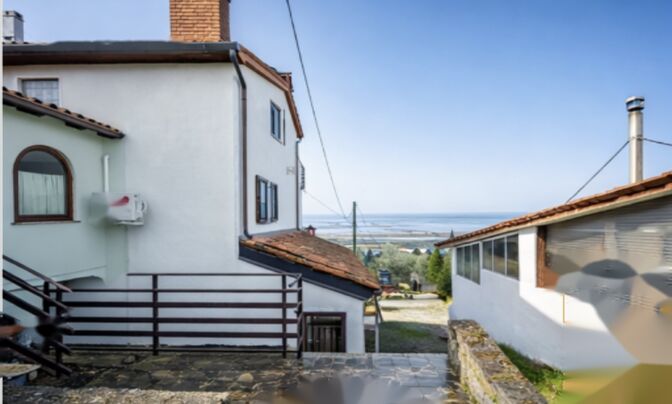 Квартира 4-комнатная Новые Сечовле