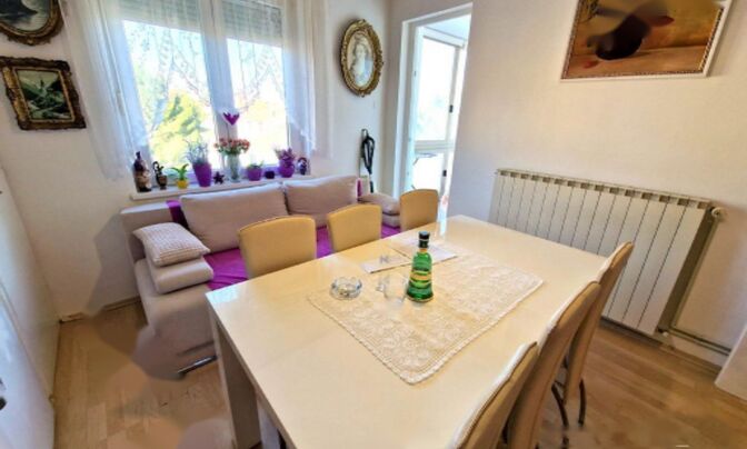 Двухкомнатная квартира в центре Луция